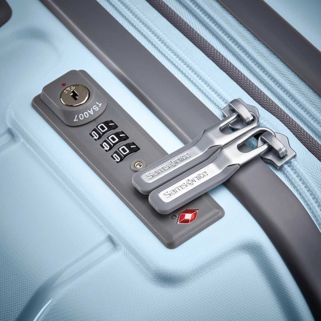 Samsonite Freeform 2-Piece Luggage