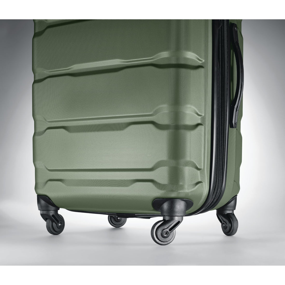 Samsonite 20" Carry-On White