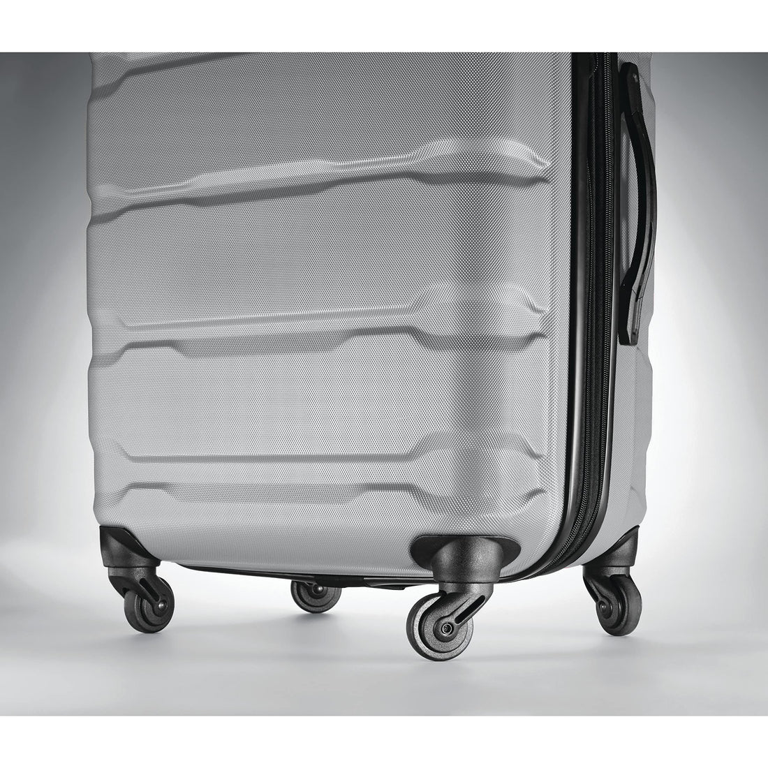 Samsonite 20" Carry-On White